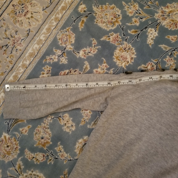 Theory Light Grey Sweater - Picture 6 of 7